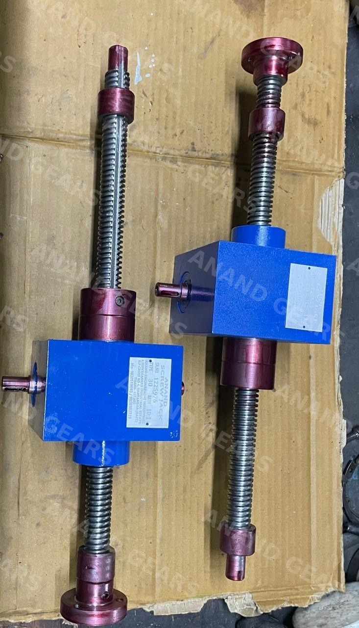 Blue machine screw jacks