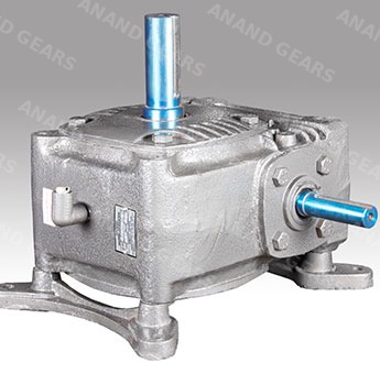 Vertical Worm Gearbox for stirrer applications